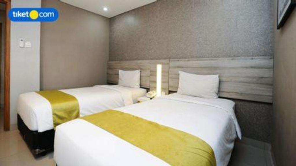 Dpalma Hotel Bandung Exterior photo