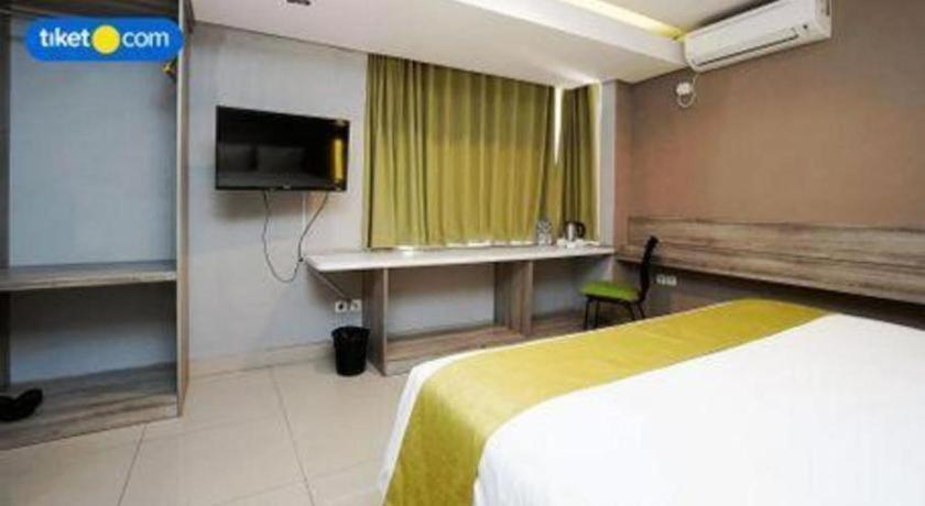 Dpalma Hotel Bandung Exterior photo